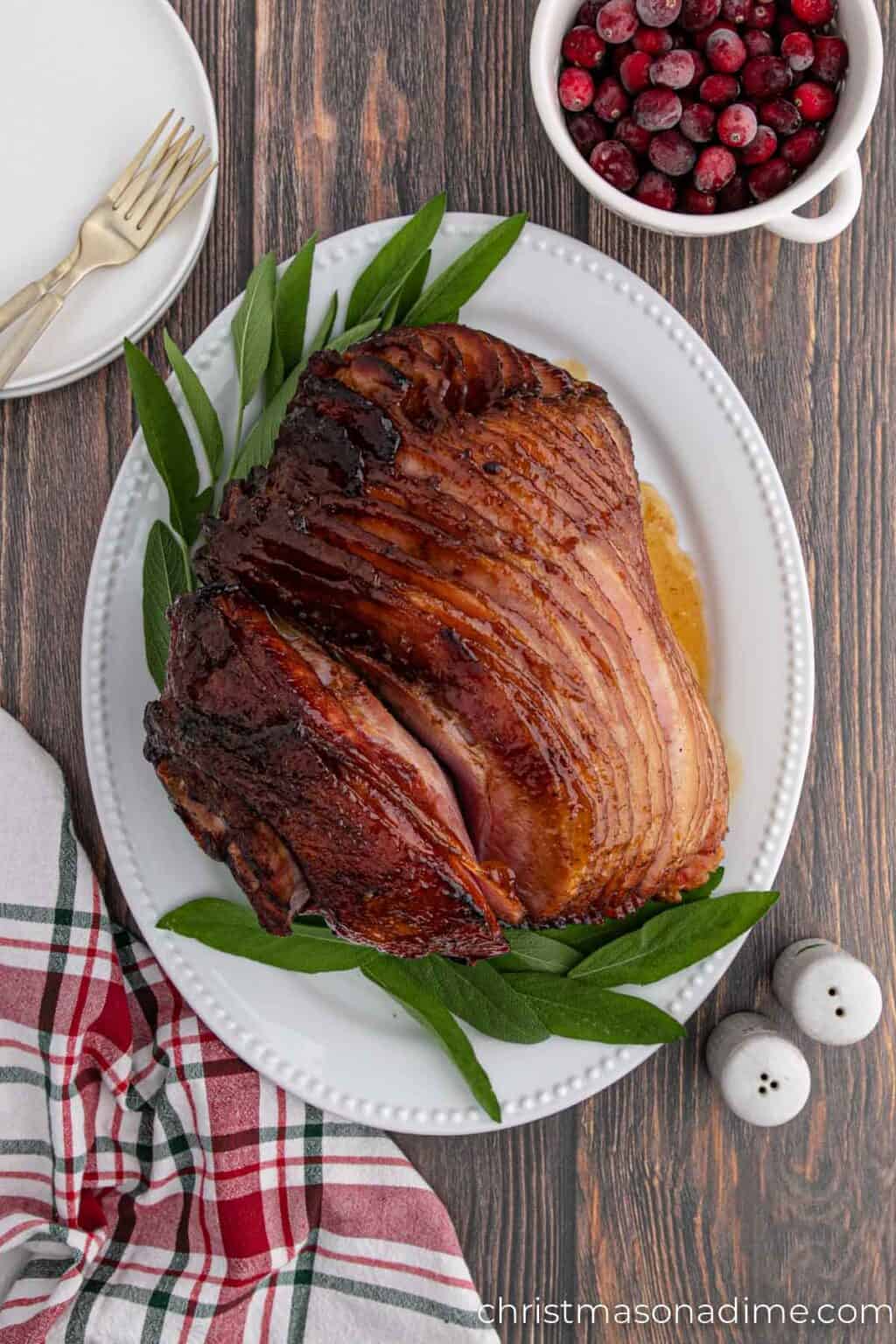 Honey Baked Ham Recipe - Christmas on a Dime