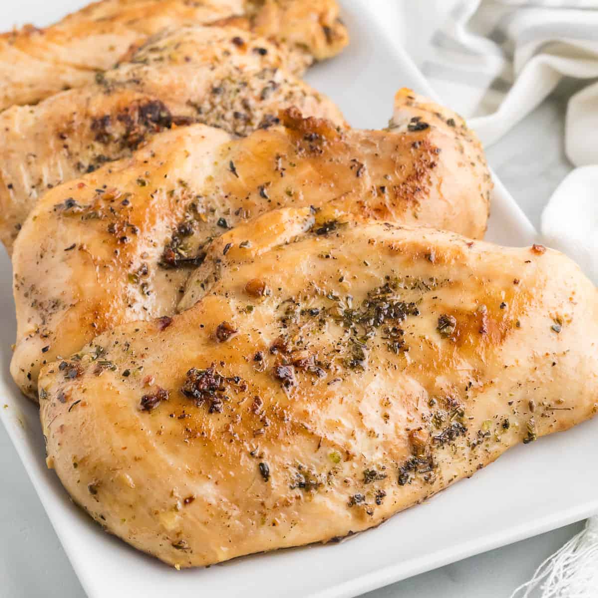 51 Easy Christmas Chicken Recipes - christmasonadime.com