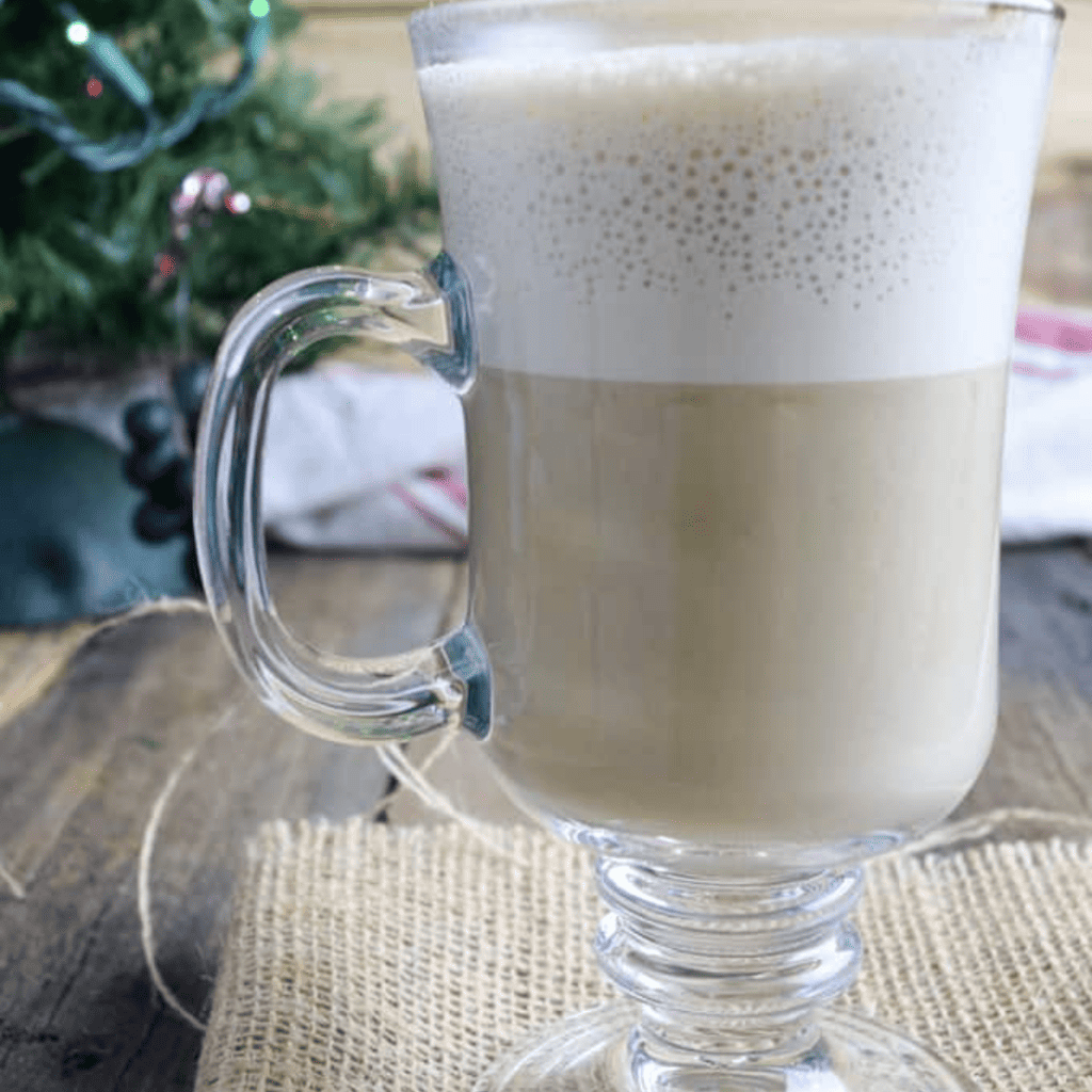Christmas Coffee Drinks - Christmas on a Dime