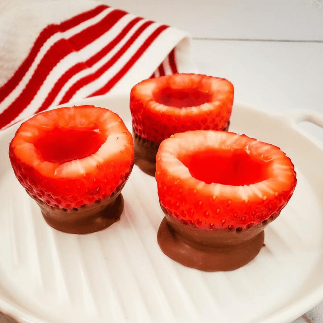 Best Christmas Jello Shots - christmasonadime.com
